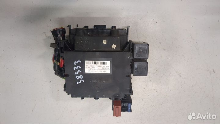 Блок предохранителей Ford Fiesta, 2001