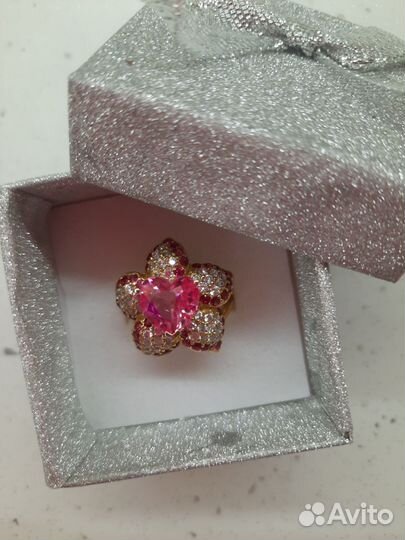 Серебряное кольцо с розовым топазом