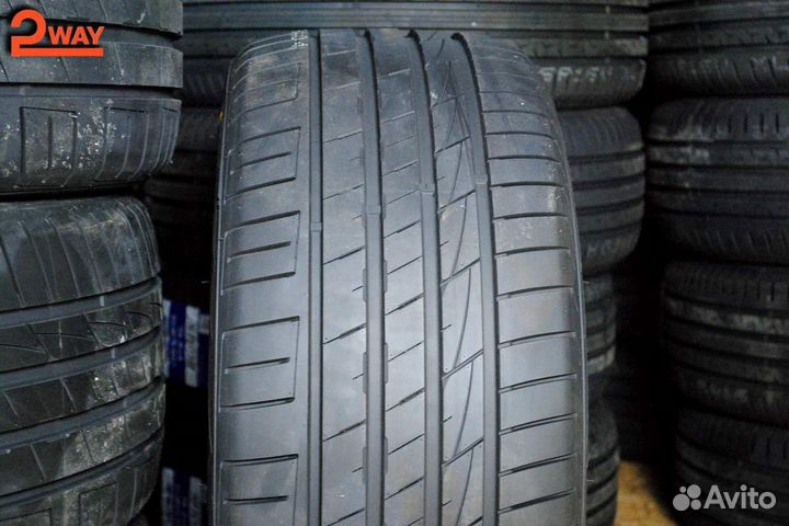 Durun RU06 245/40 R17 95W