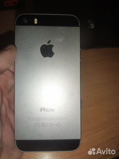 Телефон iPhone 5s