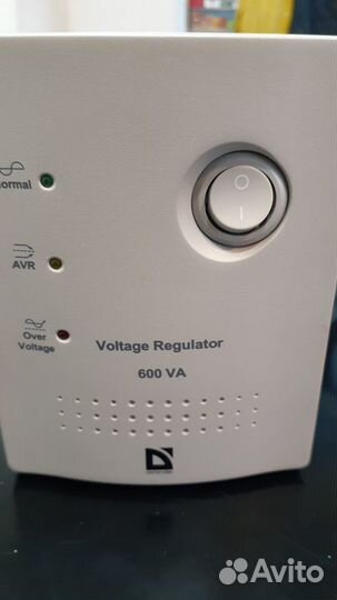 Регулятор напряжения Defender 600