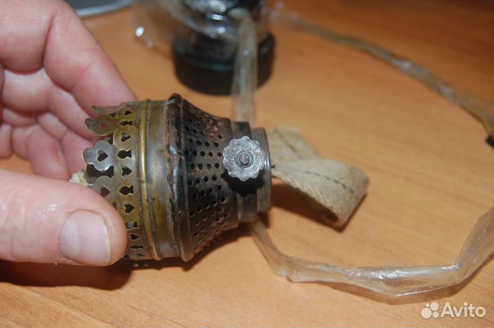 Деталь от керосиновой лампы, голова