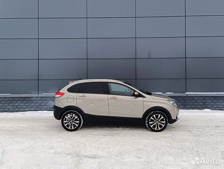 LADA XRAY Cross 1.8 МТ, 2019, 38 000 км