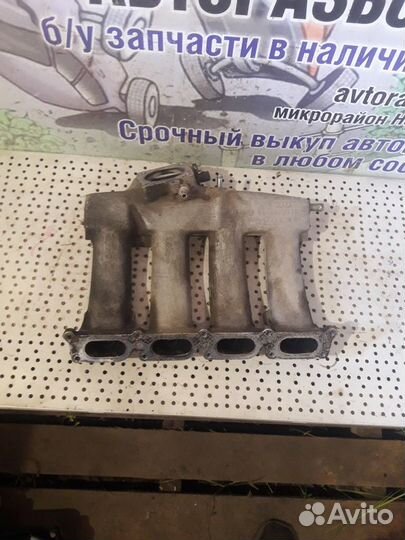 Коллектор впускной Volkswagen Passat B5