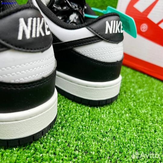 Nike Dunk Panda