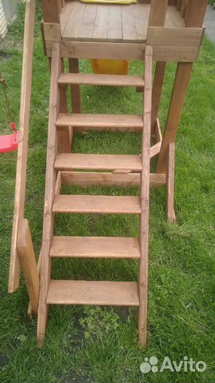 Детская площадка деревянная