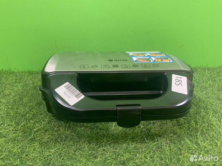 Электровафельница Vitek VT-1592 ST