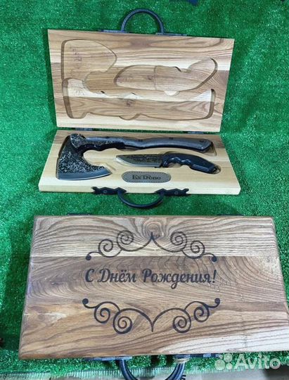 Топор и нож в кейсе из массива дерева карагач