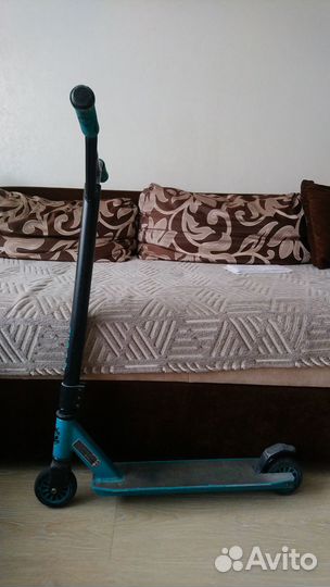 Трюковой самокат Duke 202