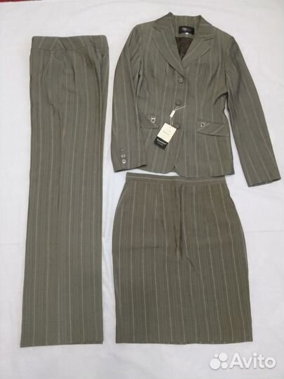Костюм тройка р.44