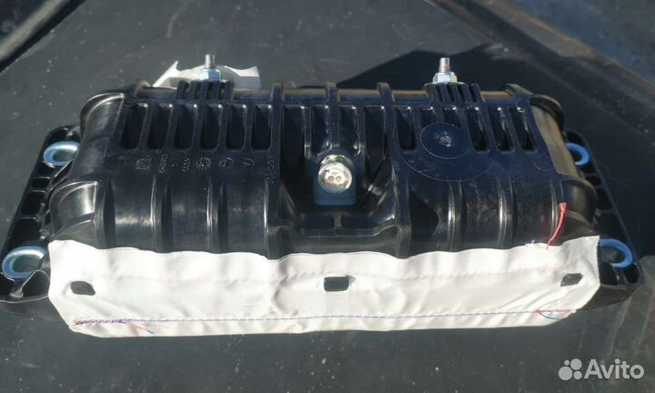 Airbag пассажира Volkswagen Tiguan 2016