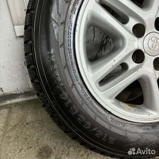 Зимние колеса 215/65 R16