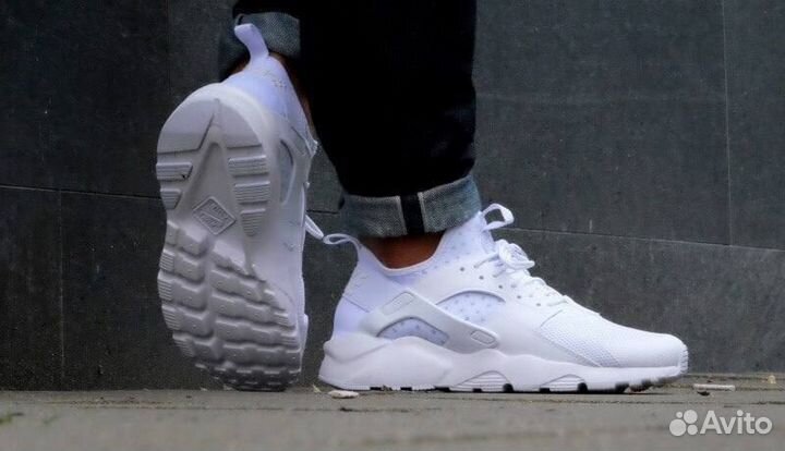 Nike air Huarache белые разм. 43