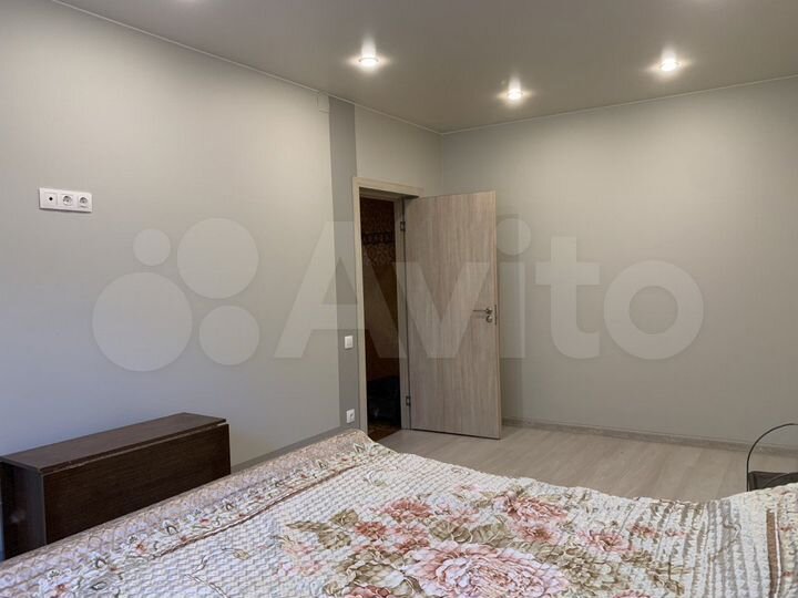 3-к. квартира, 72 м², 1/3 эт.