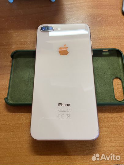 iPhone 8 Plus, 64 ГБ