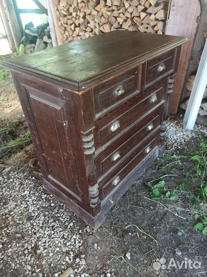 Старинный комод под восстановление