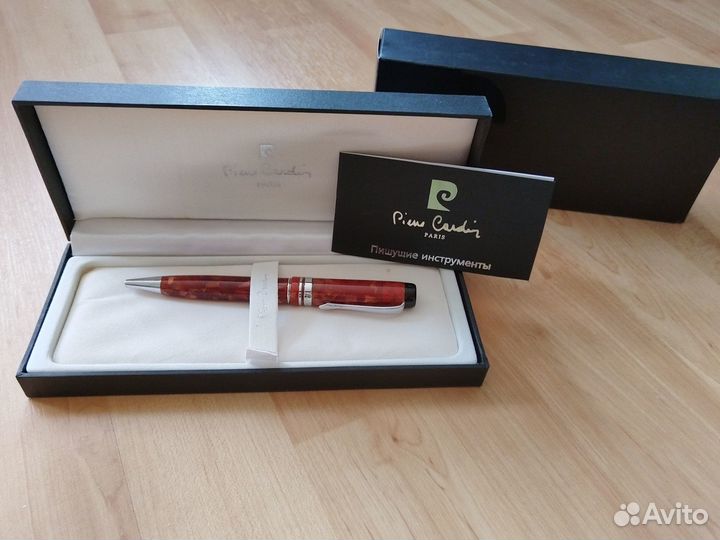 Шариковая ручка Pierre Cardin