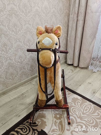 Детская лошадка качалка