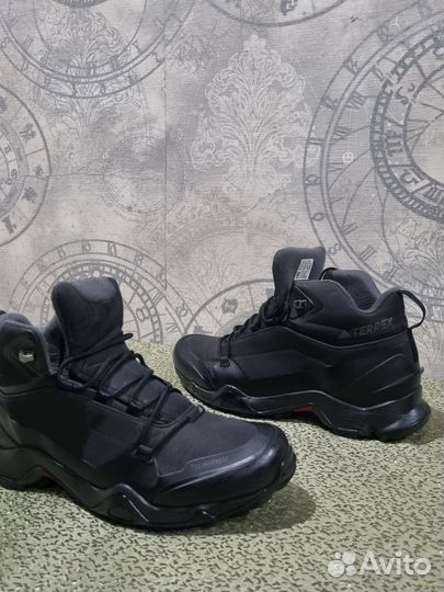 Зимние кроссовки Adidas terrex