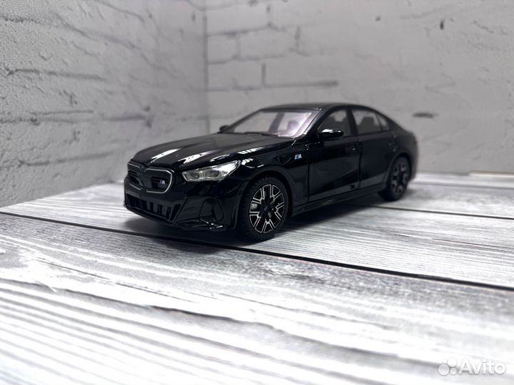 Модель автомобиля bmw m5 f90