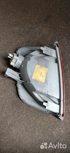 Поворотник левый Mercedes Benz W124