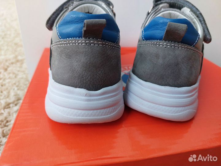 Ботинки демисезонные