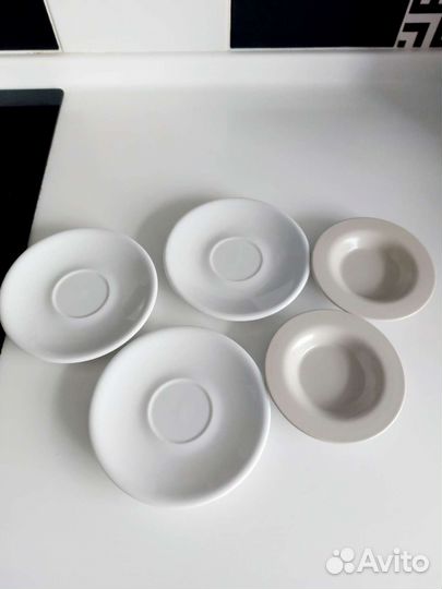 Блюдца IKEA (Икея) чайные и кофейные