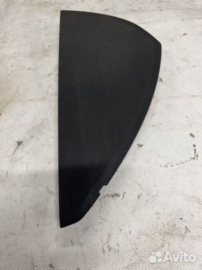 Боковая накладка панели audi q5 8r