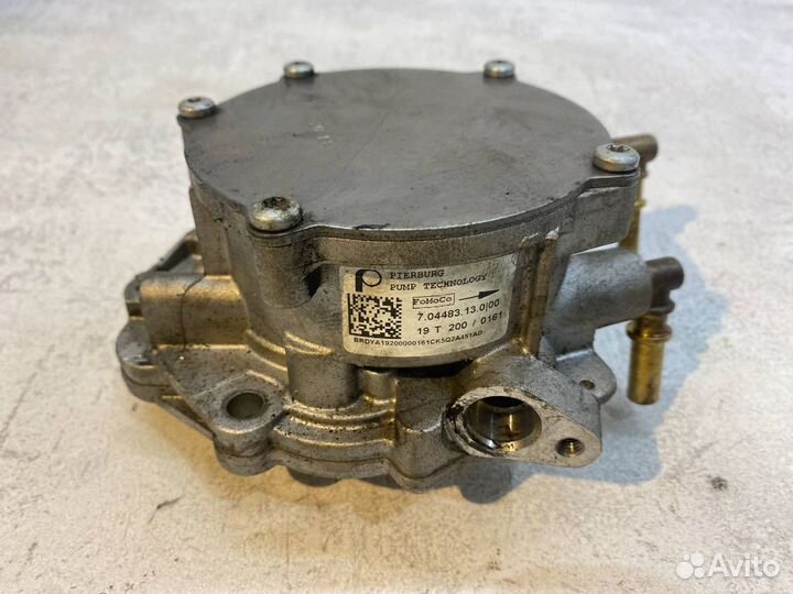 Вакуумный насос Land Rover Pierburg LR082226