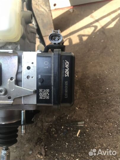 Главный тормозной Toyota Sienna 2,5h 2021г