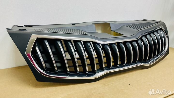 Решетка радиатора Киа Рио (2011-2014)