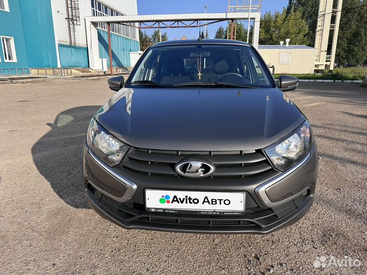 LADA Granta 1.6 МТ, 2022, 44 000 км