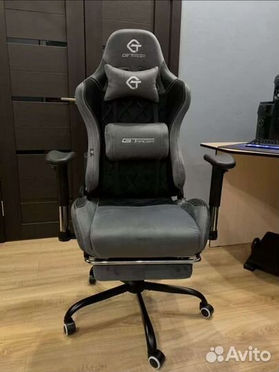 Игровое компьютерное кресло