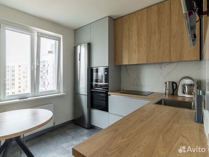 Кухня под потолок