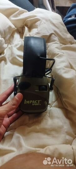 Наушники Howard impact sports