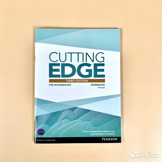 Cutting edge pre-intermediate Third Edition + CD