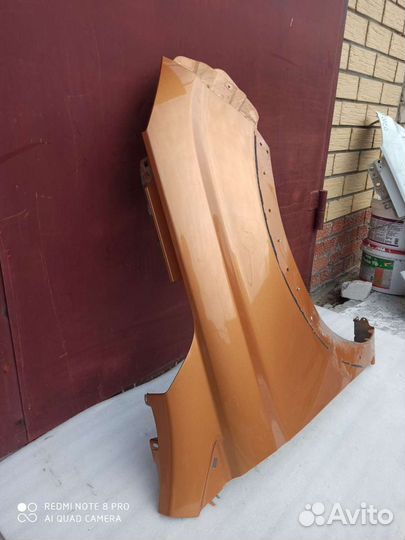 Крыло переднее правое Xray Cross, оригинал, б/у