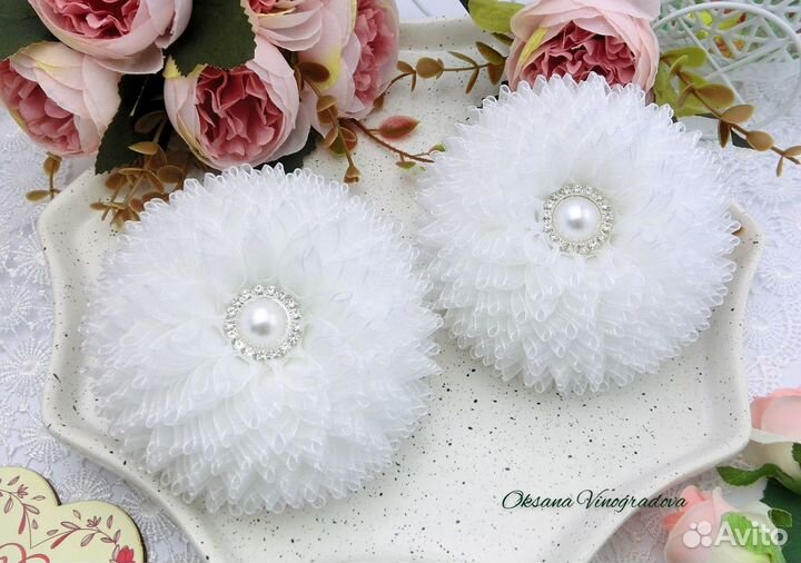 Белые банты в школу 1 сентября Последний звонок