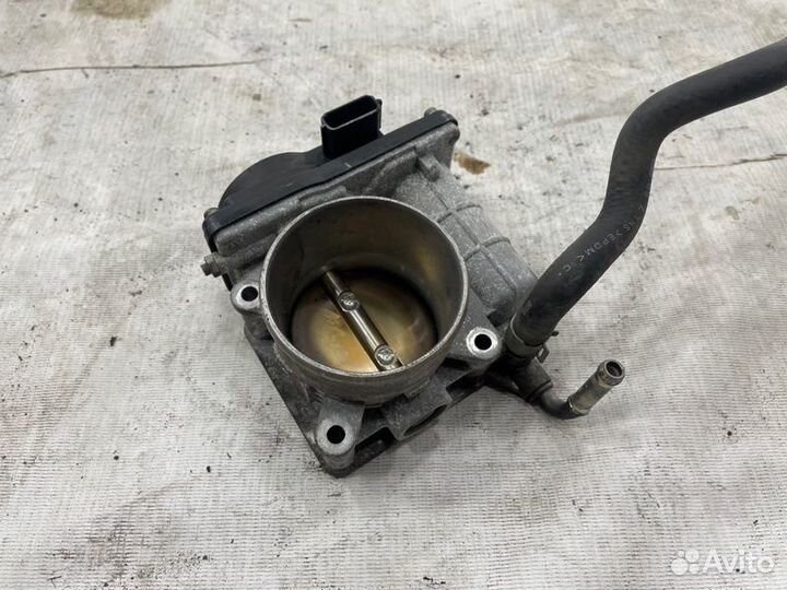 Дросельная заслонка Nissan X-Trail T31 MR20