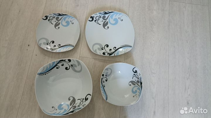 Набор столовой посуды 19 штук