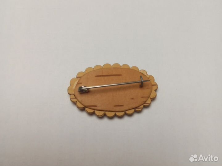 Брошь из бересты, ручная работа