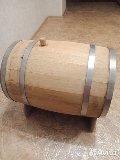 Бочки дубовые на 20 и 50 литров