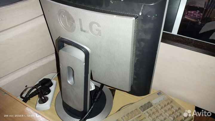 ЖК Мониторы NEC15