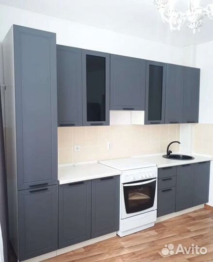 Кухонный гарнитур Глэтчер 3 метра