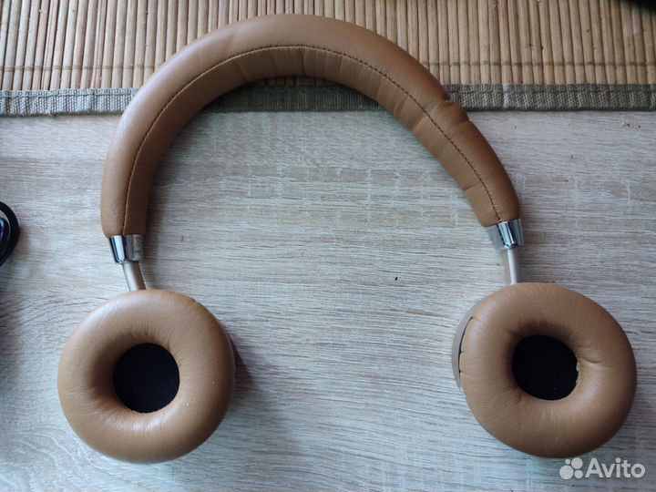 Беспроводные наушники pioneer