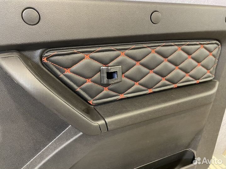 Накладки самоклеящиеся на обивку дверей Нива Ваз