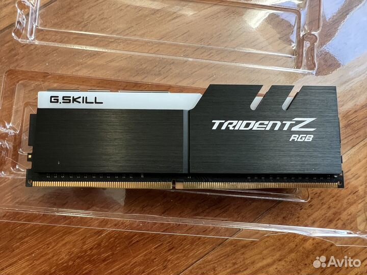 G Skill Trident Z RGB DDR4 4266Mhz C19