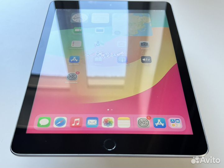 iPad 9.7” 6 поколения 2018 128GB Wi-Fi, Space Gray