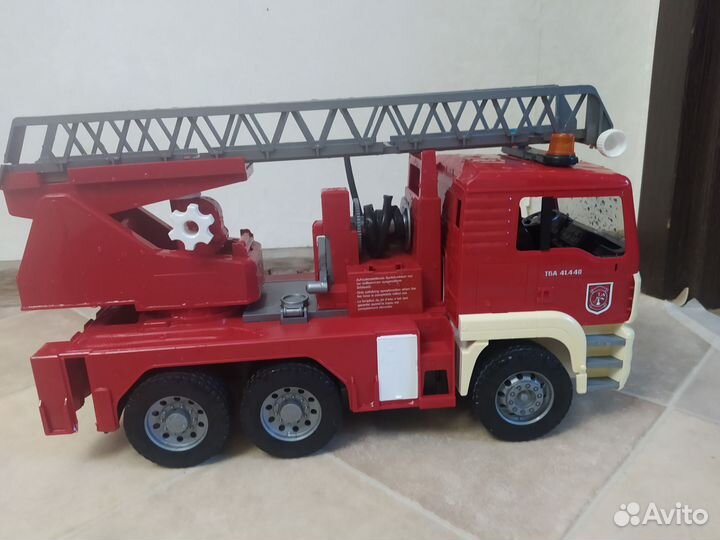Пожарная машина bruder