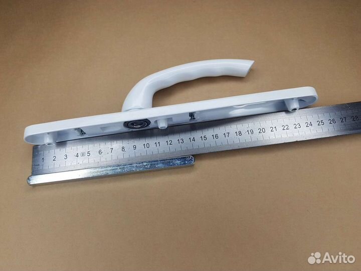 Нажимной гарнитур. Ручка на дверь пвх